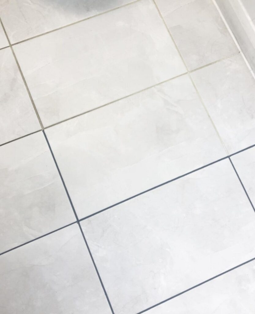 nieuwe voegkleur tegelvloer